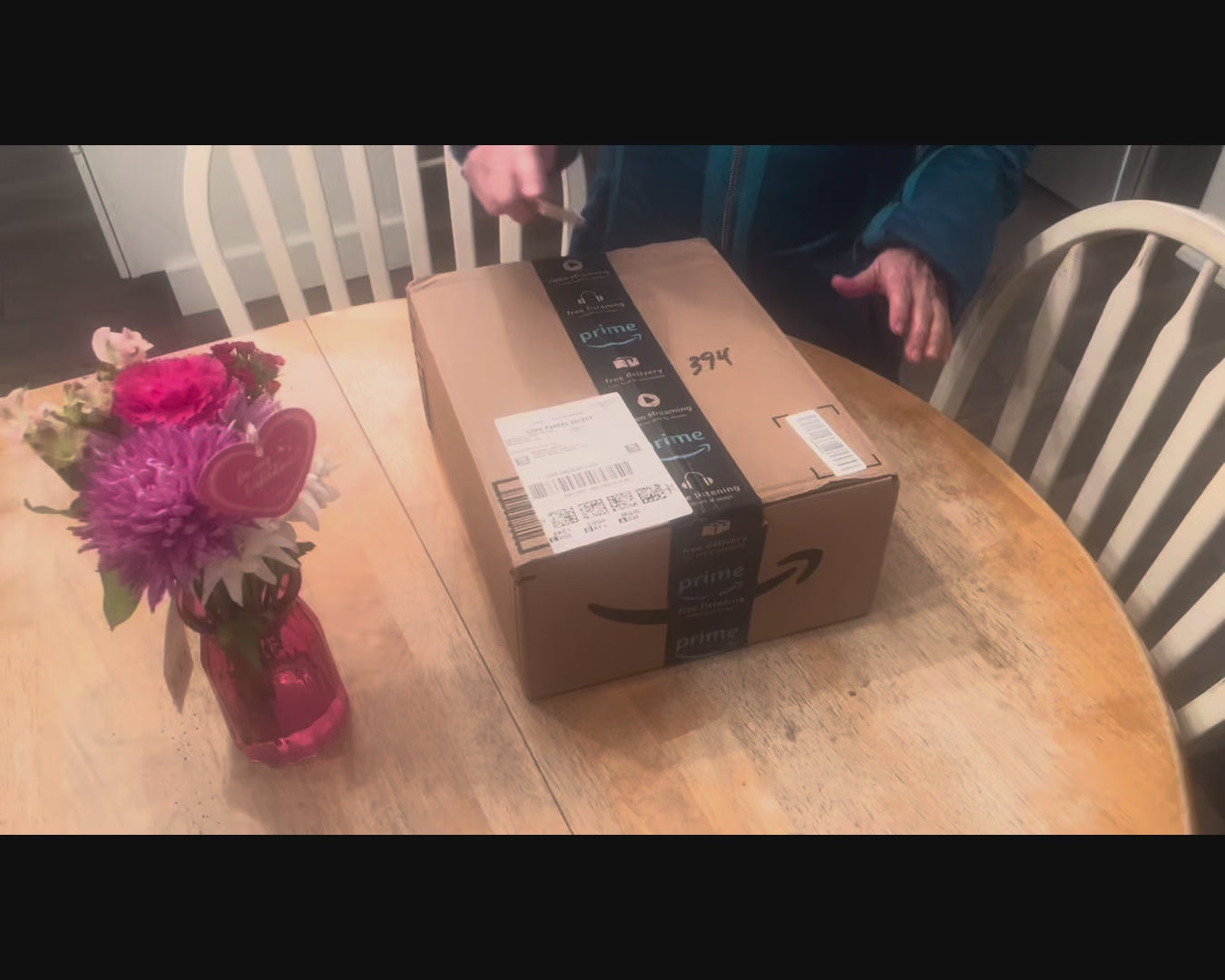 Load video: Unboxing our Baseball Party Bundle - see what's inside!